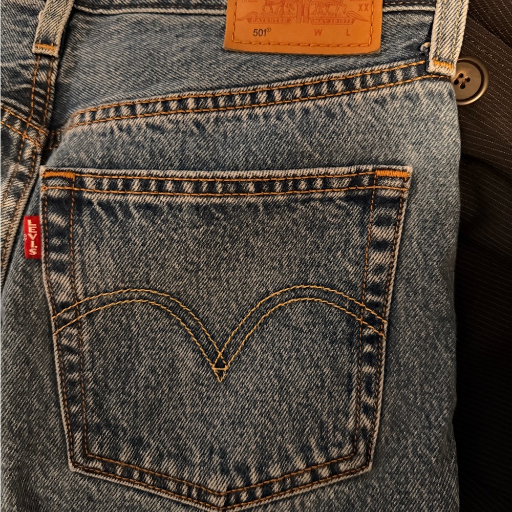 Levi's Blue 501 Wedgie Straight Leg Women's Jeans